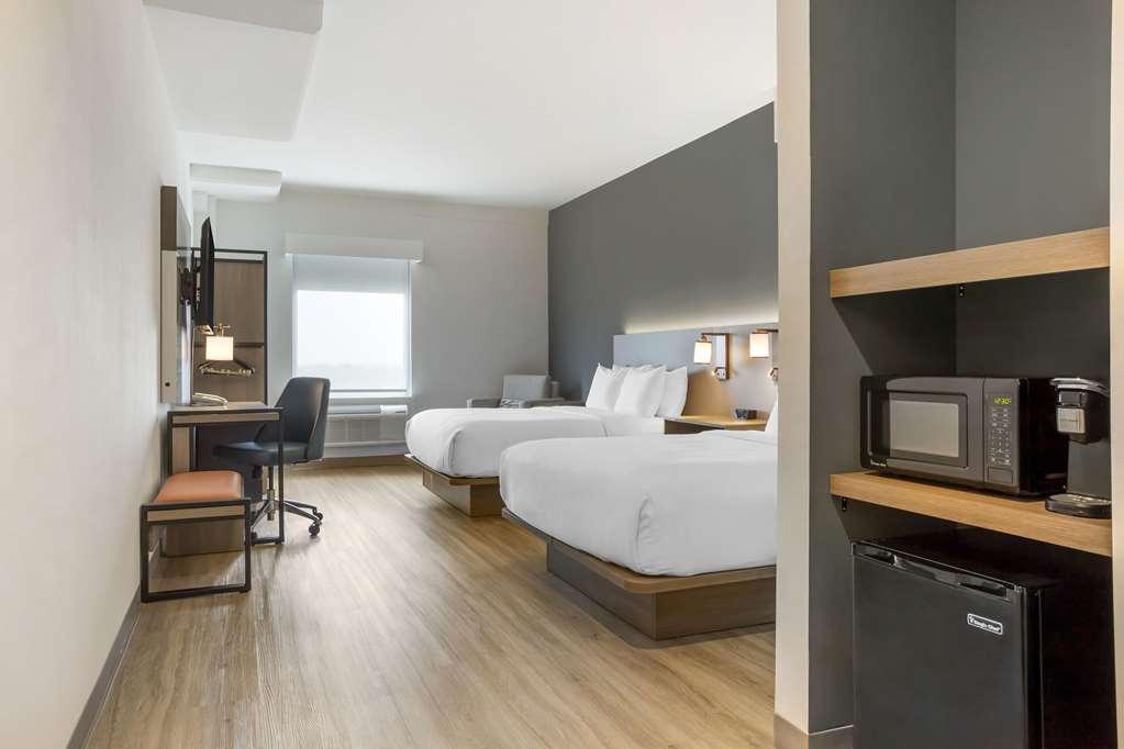 Comfort Inn & Suites Newark Liberty International Airport Habitación foto