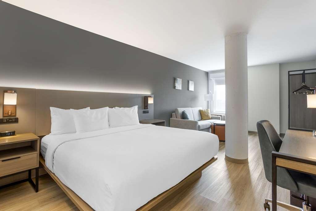Comfort Inn & Suites Newark Liberty International Airport Habitación foto